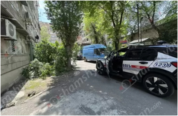 Երևանում տղամարդը լվացք փռելիս 5-րդ հարկից ընկել է և տեղափոխվել հիվանդանոց